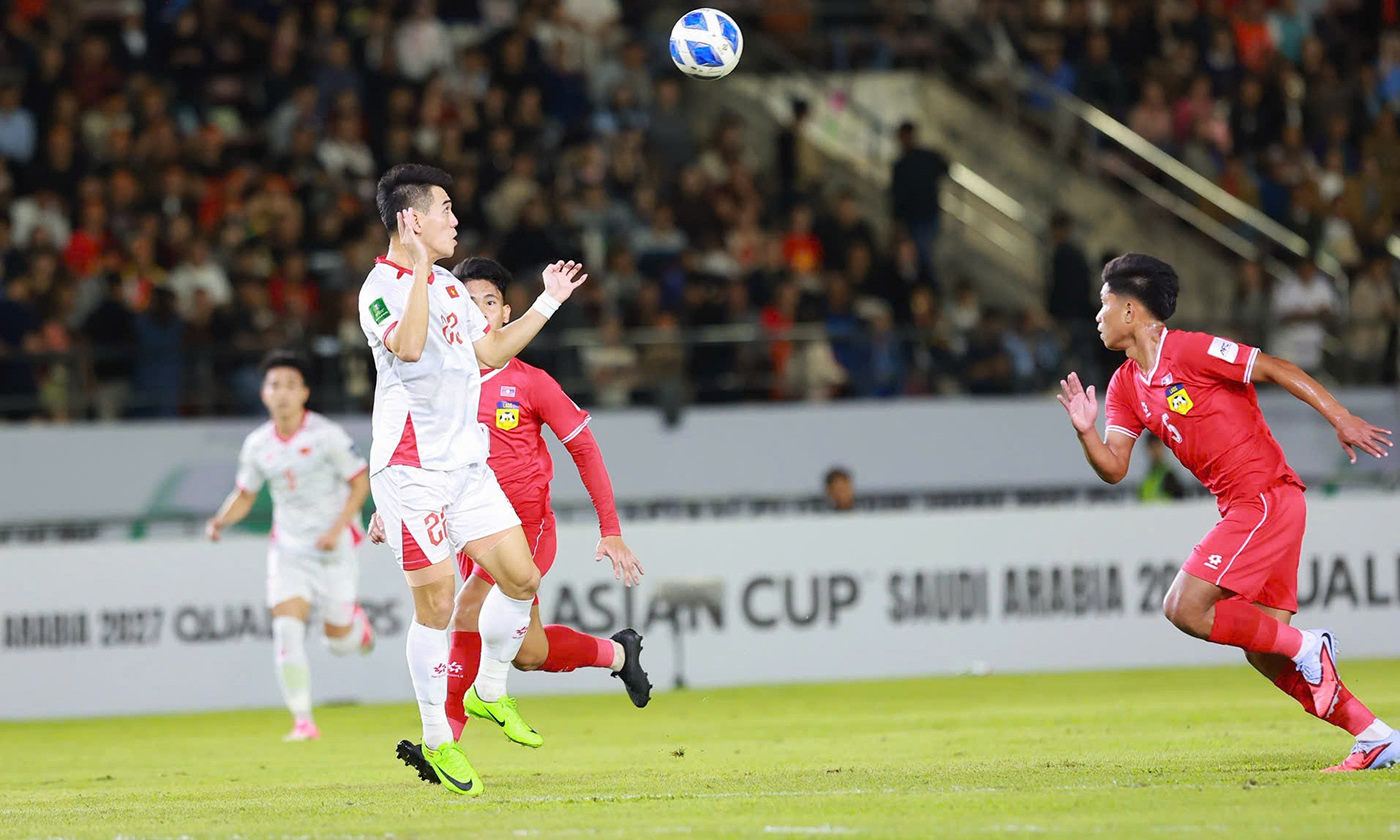 Tiến Linh có màn trình diễn không tốt trong trận Việt Nam thắng Lào 2-0. Ảnh: Vietnamnet.vn