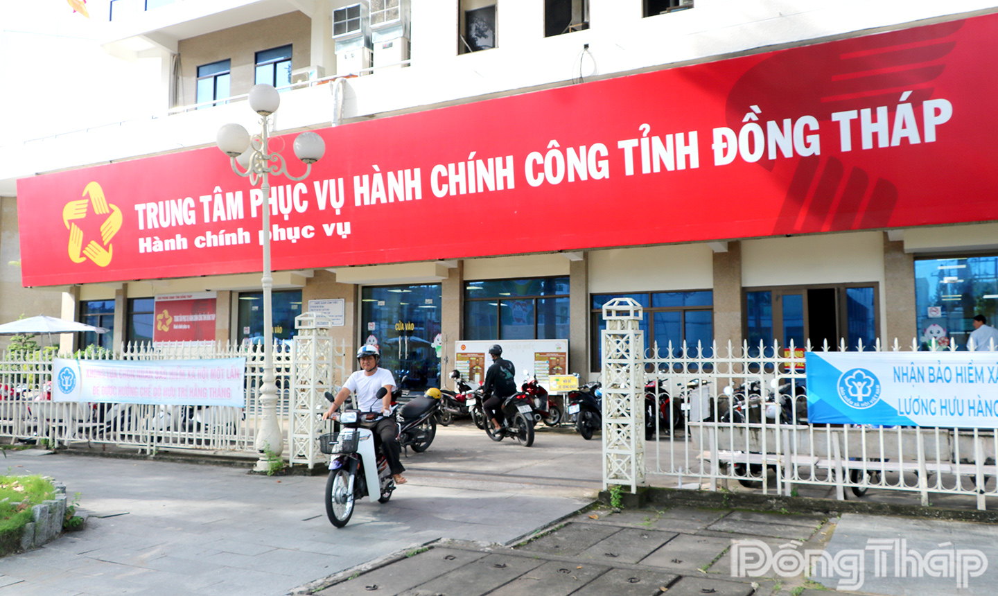 Trung tâm Phục vụ hành chính công tỉnh Đồng Tháp tại phường Cao Lãnh sẽ di dời về tầng trệt - Tòa nhà Khối các cơ quan, đơn vị sự nghiệp tỉnh Đồng Tháp (cũ), địa chỉ số 10 đường, Lê Thị Riêng, phường Cao Lãnh.