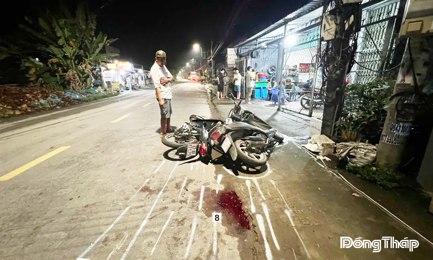 Hiện trường vụ tai nạn giao thông đường bộ làm 1 người tử vong xảy ra trên tỉnh lộ 879.