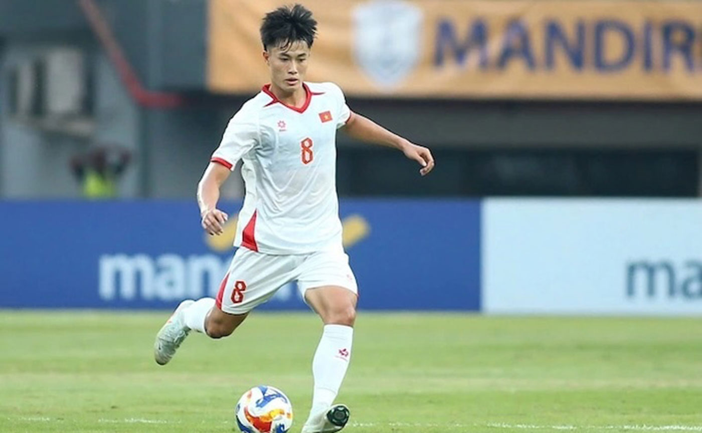 Thiếu vắng ông Đinh Hồng Vinh (trái) là một mất mát lớn.