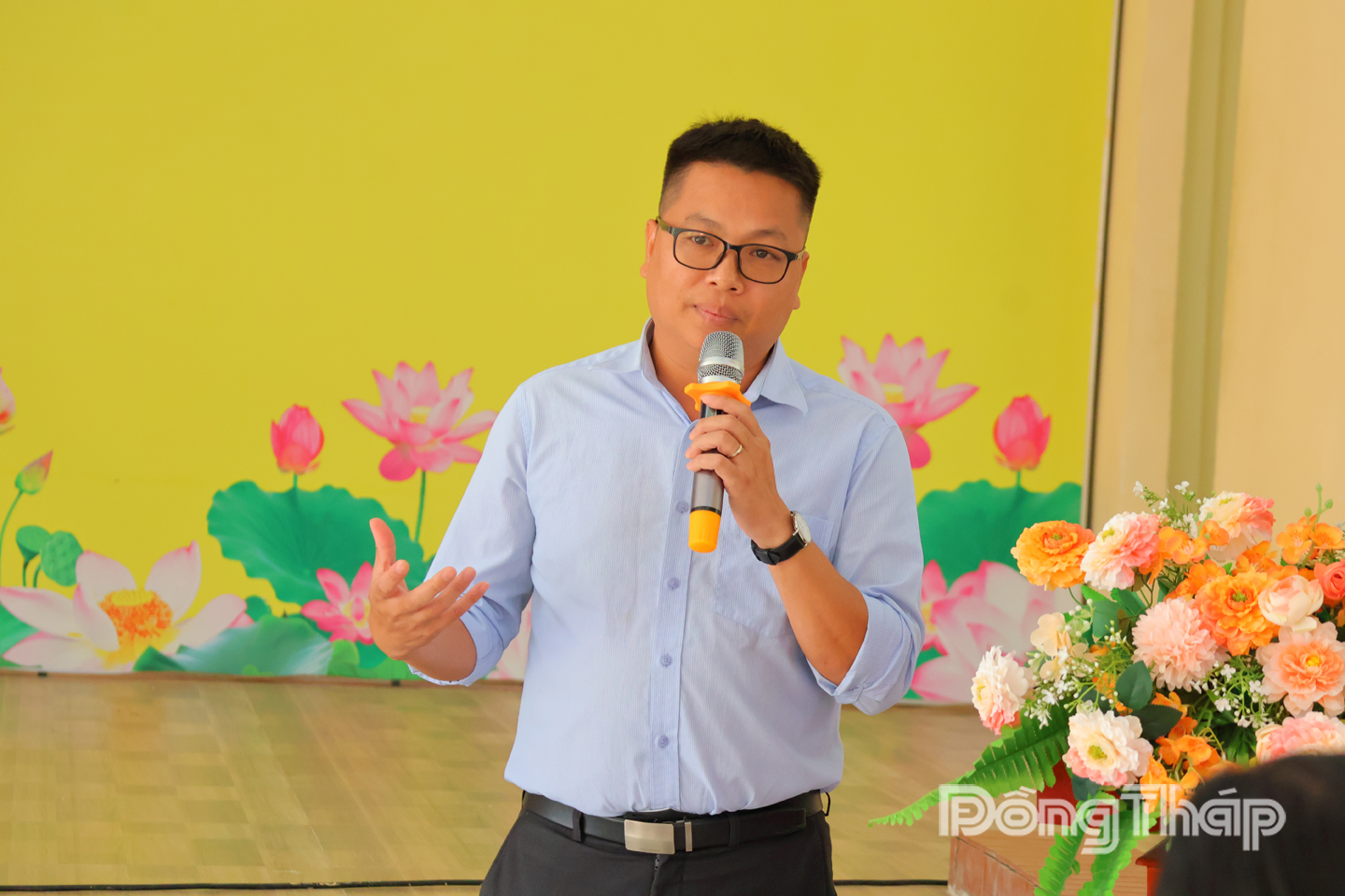 Thạc sĩ Trần Hữu Phúc, Viên Nghiên cứu nuôi trồng thủy sản II, Bộ Nông nghiệp và Môi trường giới thiệu về kết quả nghiên cứu chọn tạo giống cá điêu hồng tăng trưởng nhanh tại hội thảo.